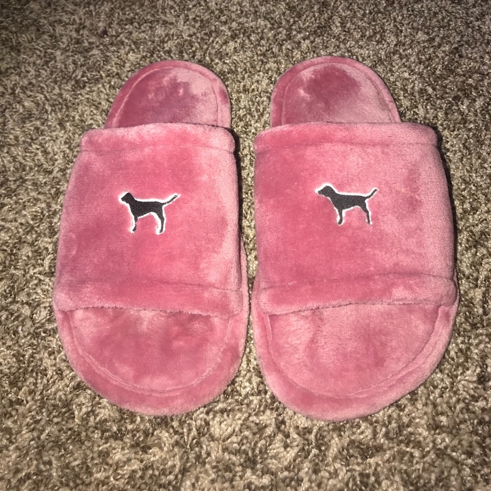 ❌SOLD❌Pink victorias secret slippers